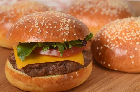 Buns & Burgers .